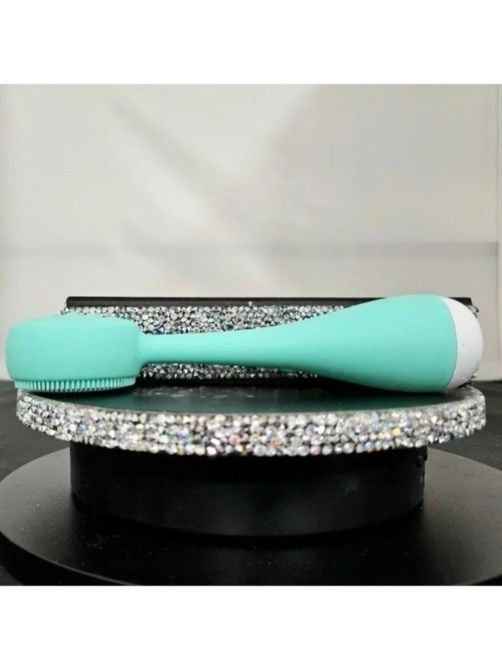 Smart Facial Cleanser Brush wand massage serum NWOB Retail $99 pmdclean